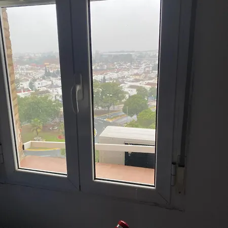 Apartment Luminosa En Piso Compartido